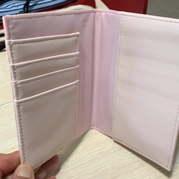 Guess (10) - Picture 4 of 7